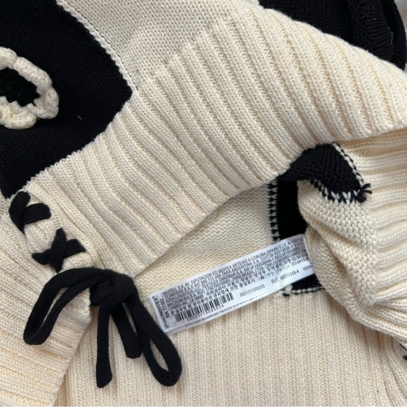 Zara Floral Black & White Sweater Vest - Picture 4 of 4